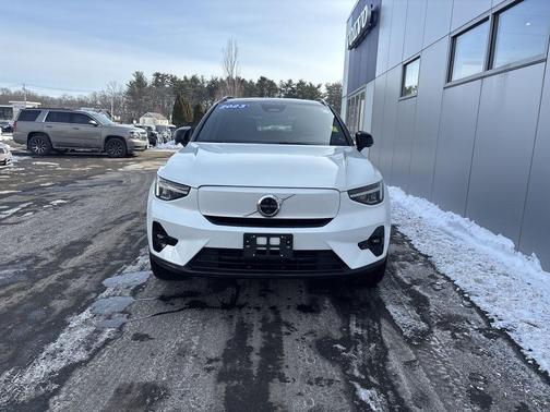 2023 Volvo XC40 Recharge Pure Electric Twin Plus