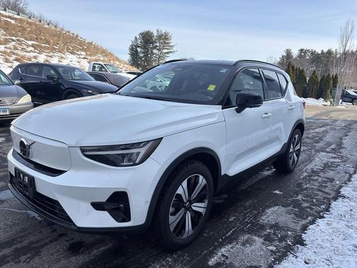 2023 Volvo XC40 Recharge Pure Electric Twin Plus