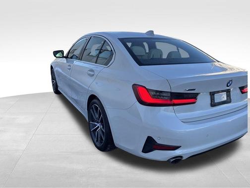 2021 BMW 330 i xDrive