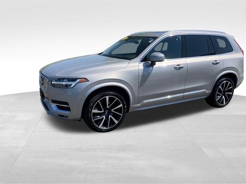 Silver 2023 Volvo XC90 B5 Plus