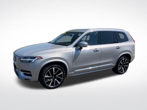 Silver 2023 Volvo XC90 B5 Plus