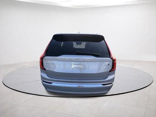 2025 Volvo XC90 PLUS