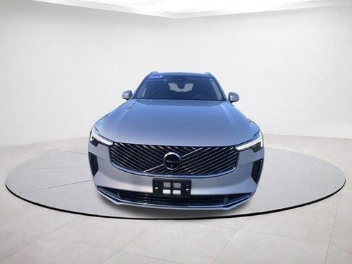 2025 Volvo XC90 PLUS