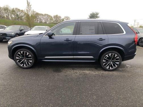 2025 Volvo XC90 B6 Plus 7-Seater