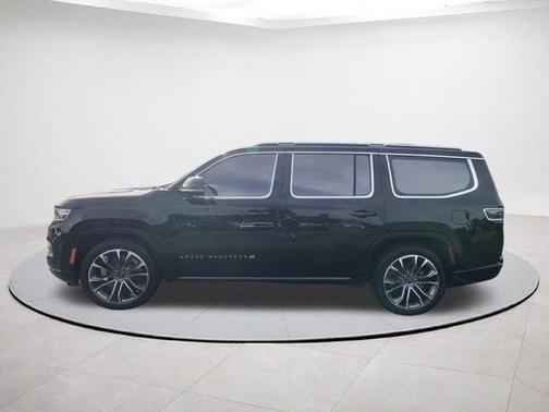 2022 Jeep Grand Wagoneer Series III