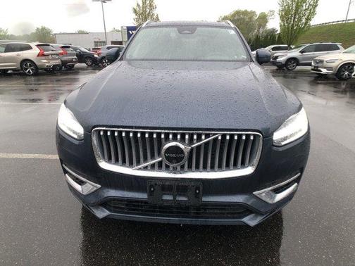 2024 Volvo XC90 B6 Plus Bright Theme 7-Seater