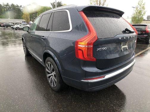 2024 Volvo XC90 B6 Plus Bright Theme 7-Seater