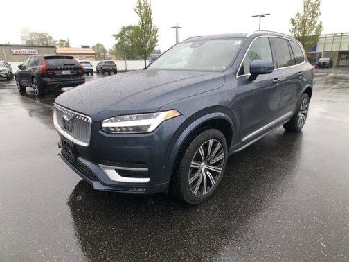 2024 Volvo XC90 B6 Plus Bright Theme 7-Seater