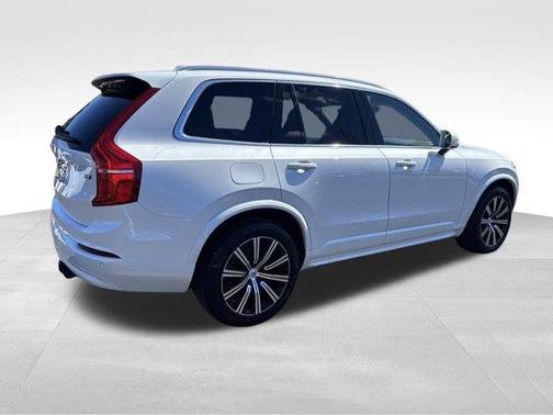 2023 Volvo XC90 B5 Core