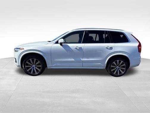 2023 Volvo XC90 B5 Core