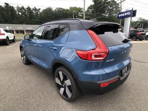 2024 Volvo XC40 Recharge Pure Electric Twin Ultimate
