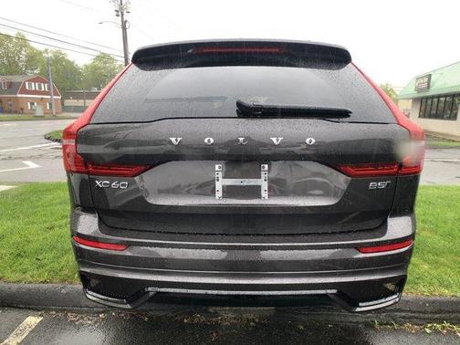 2025 Volvo XC60 B5 Ultra