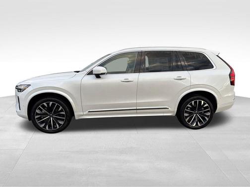 2026 Volvo XC90 B6 Ultra 7-Seater