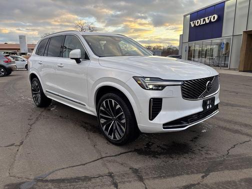 2026 Volvo XC90 B6 Ultra 7-Seater