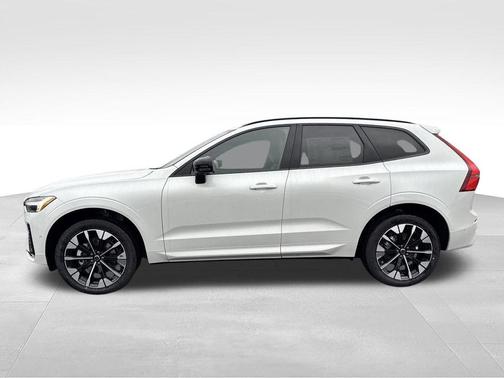 Crystal White 2026 Volvo XC60 B5 Plus