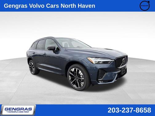 Denim Blue Metallic 2026 Volvo XC60 B5 Plus