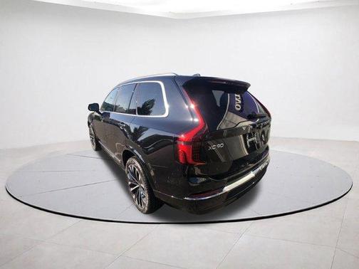 2026 Volvo XC90 Plug-In Hybrid T8 Plus 7-Seater