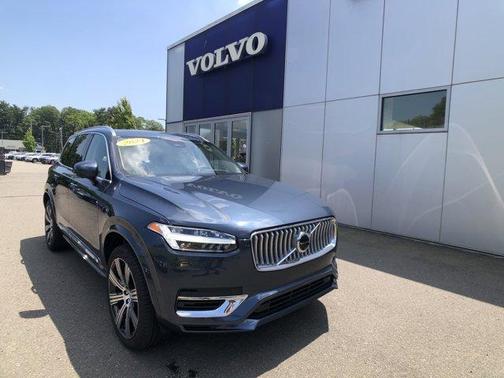 2024 Volvo XC90 Recharge Plug-In Hybrid T8 Ultimate Bright Theme 7-Seater
