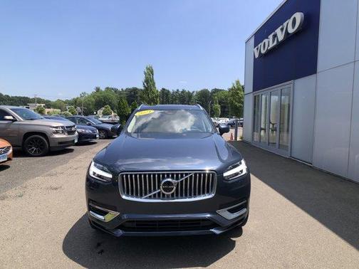 2024 Volvo XC90 Recharge Plug-In Hybrid T8 Ultimate Bright Theme 7-Seater