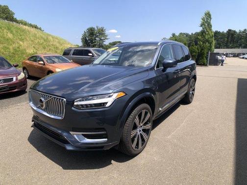 2024 Volvo XC90 Recharge Plug-In Hybrid T8 Ultimate Bright Theme 7-Seater
