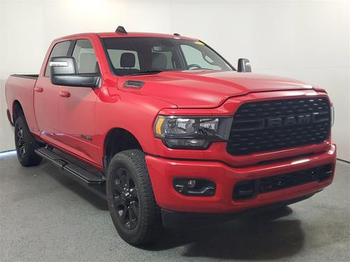 2024 RAM 2500 Big Horn Crew Cab 4x4 6'4' Box