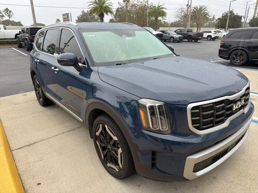 2023 Kia Telluride S