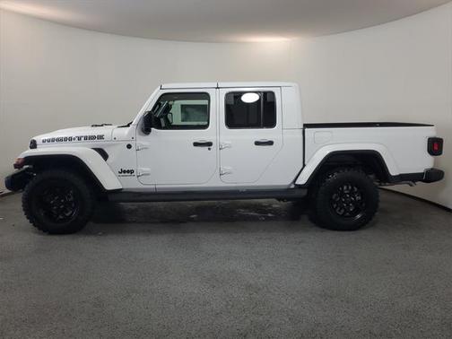 2025 Jeep Gladiator High Tide