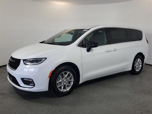 2026 Chrysler Pacifica L