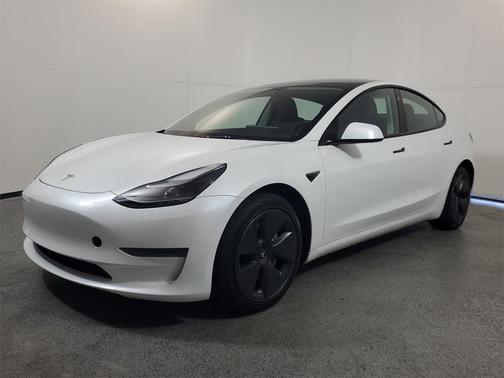 2023 Tesla Model 3 Standard Range