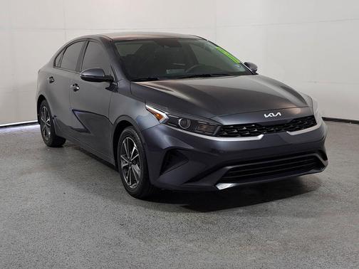 2022 Kia Forte LXS