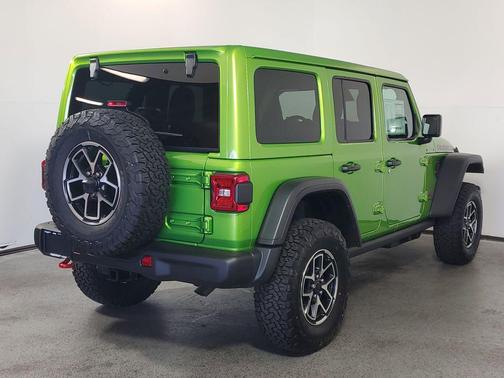 Mojito Clearcoat 2026 Jeep Wrangler Rubicon