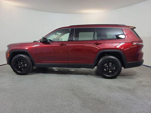 Velvet Red Pearlcoat 2026 Jeep Grand Cherokee L Altitude