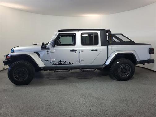 2023 Jeep Gladiator Sport S