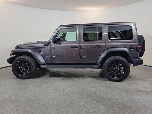 Granite Crystal Metallic Clearcoat 2025 Jeep Wrangler 4xe Sahara