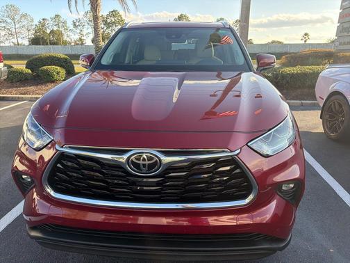 2022 Toyota Highlander Limited