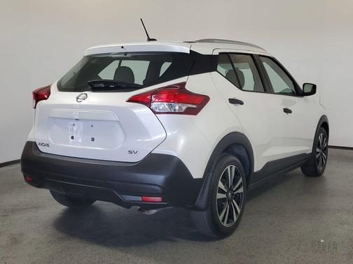2019 Nissan Kicks SV