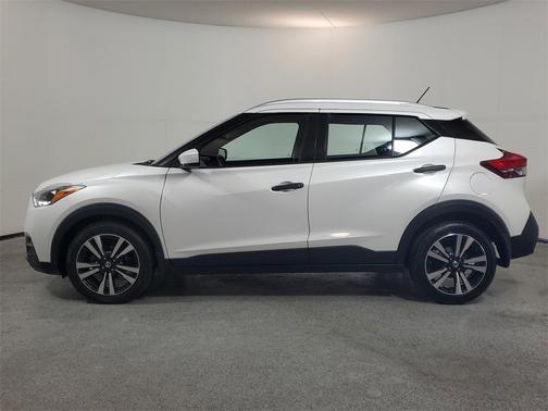 2019 Nissan Kicks SV