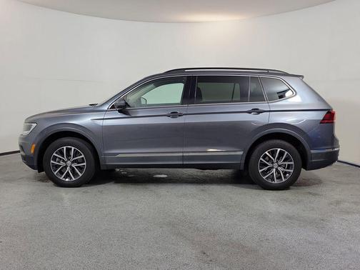 Platinum Gray Metallic 2020 Volkswagen Tiguan 2.0T SE 4MOTION