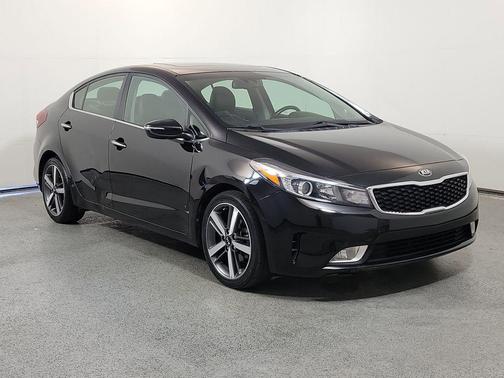 Aurora Black 2017 Kia Forte EX