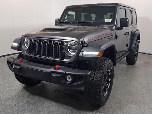 Granite Crystal Metallic Clearcoat 2026 Jeep Wrangler Rubicon