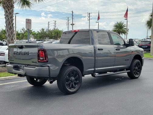 Ceramic Gray Clearcoat 2026 RAM 2500 Big Horn Crew Cab 4x4 6'4' Box