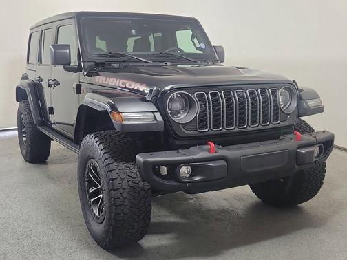 Black Clearcoat 2025 Jeep Wrangler Rubicon