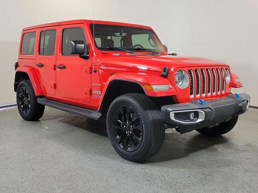 Firecracker Red Clearcoat 2022 Jeep Wrangler Unlimited 4xe Sahara