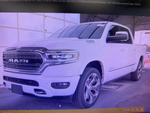 Ivory White Tri-Coat Pearlcoat 2019 RAM 1500 Limited