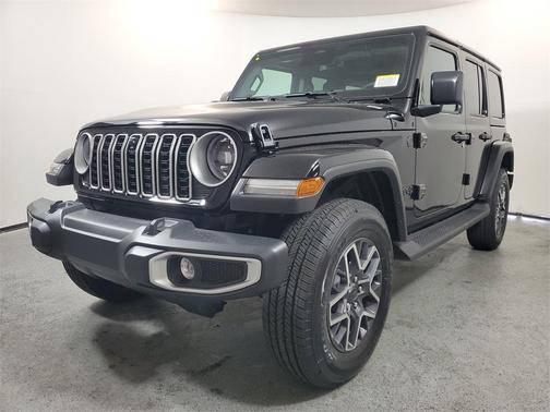 2026 Jeep Wrangler 4-Door Sahara 4x4