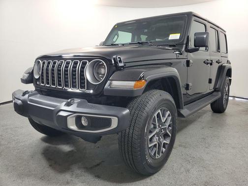 Black Clearcoat 2026 Jeep Wrangler 4-Door Sahara 4x4