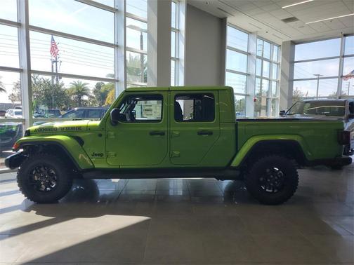 2025 Jeep Gladiator High Tide