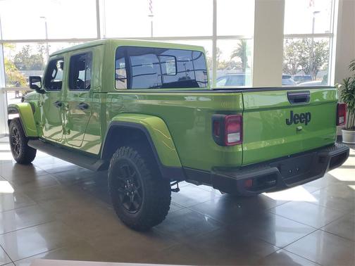 2025 Jeep Gladiator High Tide