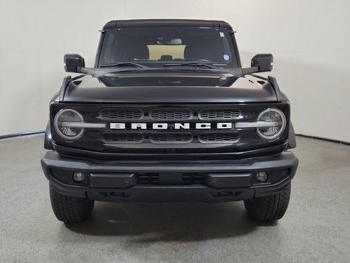 Shadow Black 2021 Ford Bronco Outer Banks