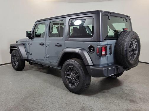 Anvil Clearcoat 2026 Jeep Wrangler Sport